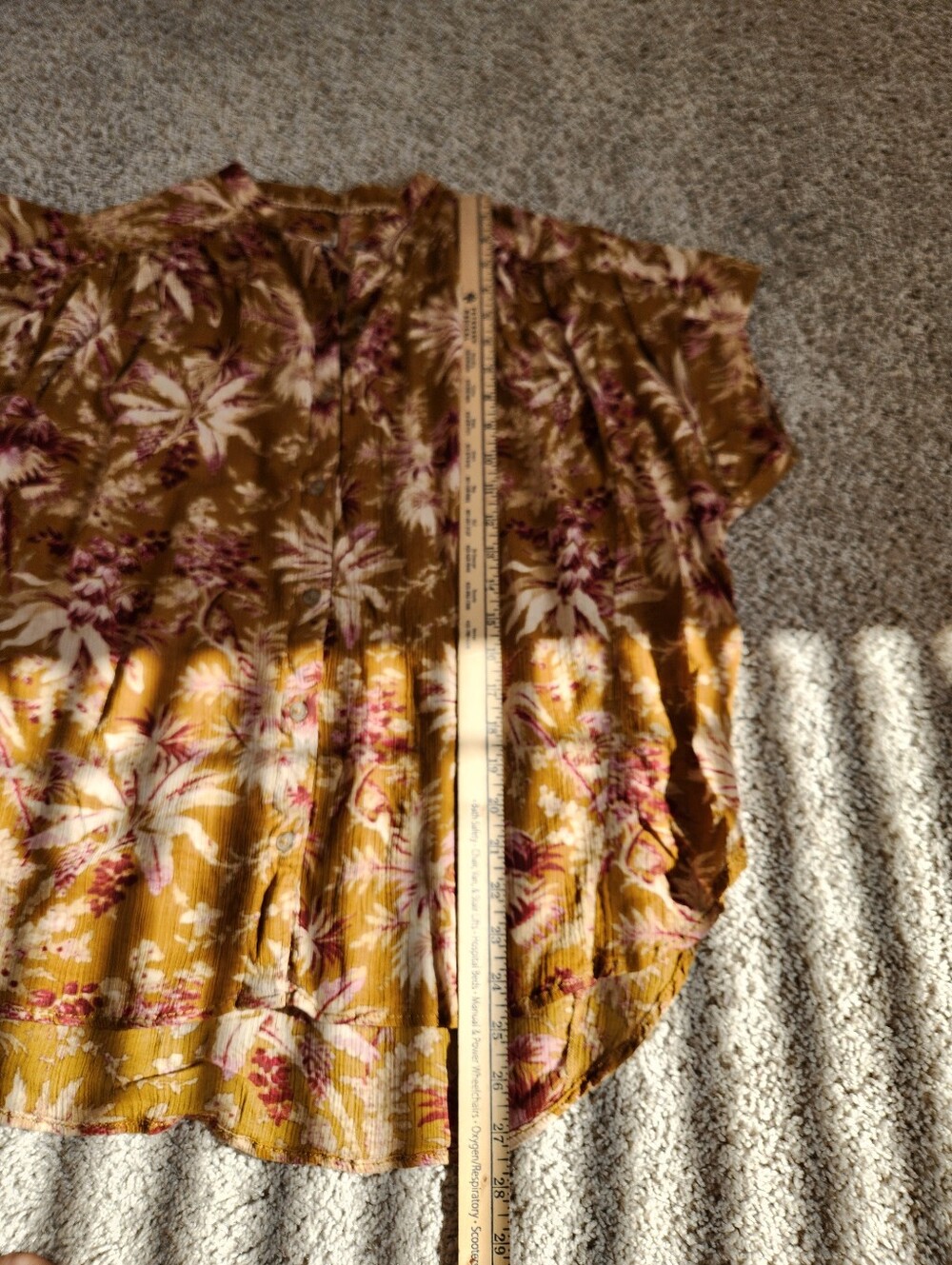 Pilcro Short Sleeve Batwing Buttoned Blouse Size XXS - Picture 7 of 7
